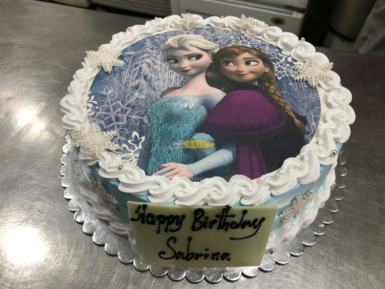 Julies Cakes and Pasteries - Printed Cakes (16)